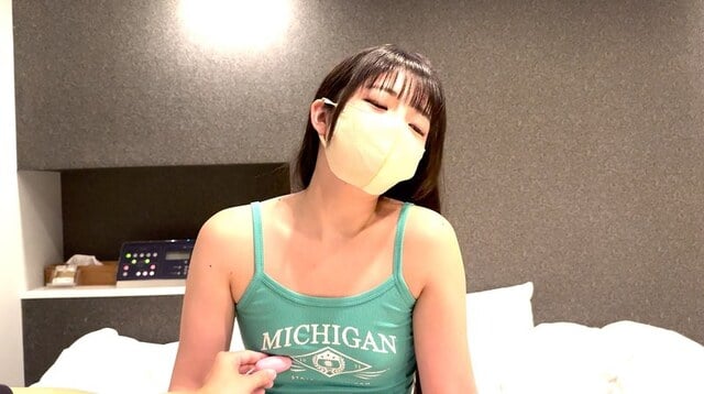 「くすぐり個撮に来た美人人妻の背中・耳・脇くすぐり 弥生（5）」